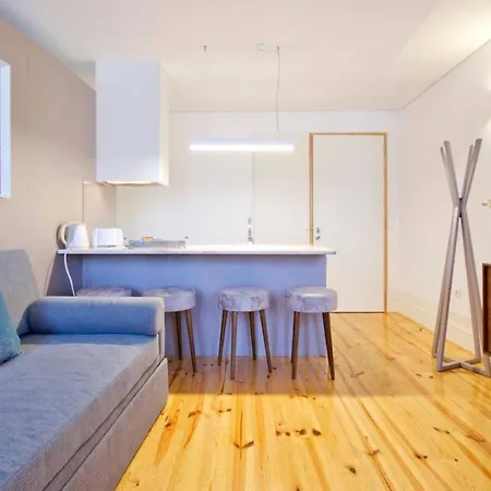 National Theatre Flat פורטו